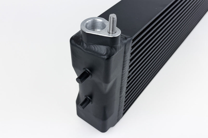 CSF F1X M5/M6 and F9X M5/M8 High-Performance Engine Oil Cooler (view 3)