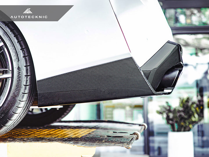 AutoTecknic G90 / G99 M5 Dry Carbon Performante Rear Diffuser