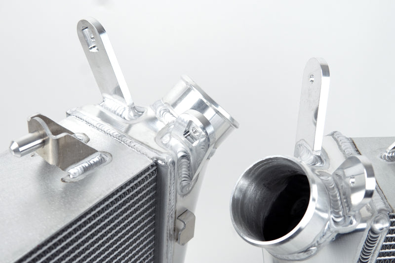 CSF 2020+ Audi C8 RS6/RS7 High-Performance Intercooler System (OEM PN 4K0 145 805 P / 4K0 145 806 B) (view 2)