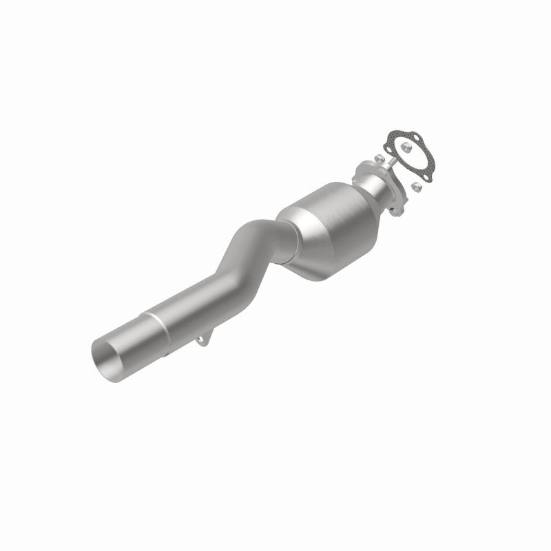 MagnaFlow 10-11 Porsche Cayenne 4.8L Direct Fit Converter (view 3)