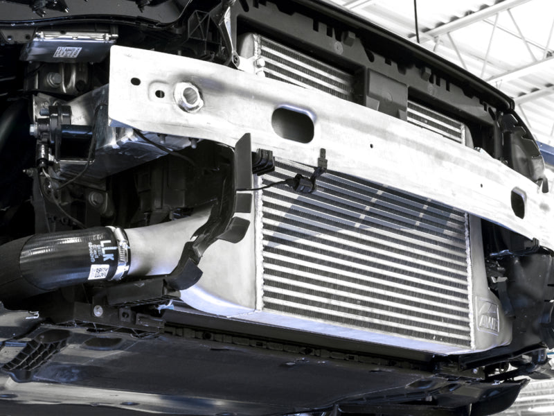 AWE Tuning 2018-2019 Audi B9 S4 / S5 Quattro 3.0T Cold Front Intercooler Kit (view 5)