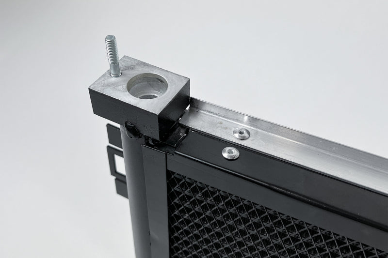 CSF G8X M3/M4/M2 High Performance Engine Oil Cooler (view 3)