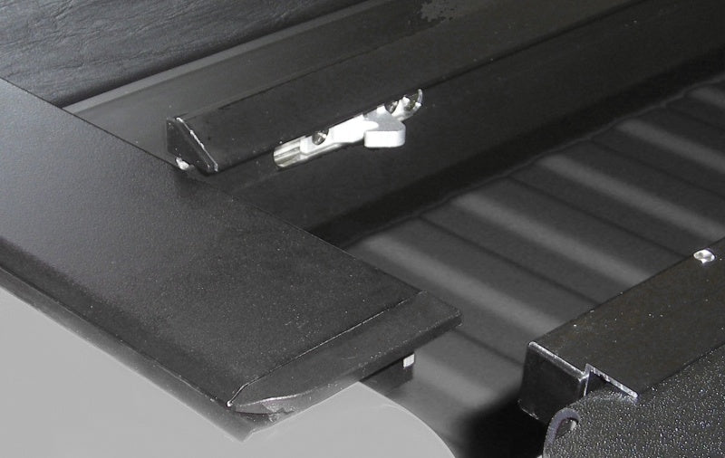 Roll-N-Lock 2019 RAM 1500 65-1/2in M-Series Retractable Tonneau Cover (view 8)