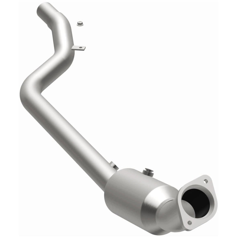 MagnaFlow 05-06 Chrysler 300 3.5L Direct Fit Converter (view 9)