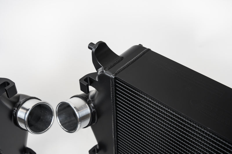 CSF 2019+ Lamborghini Urus / 2020+ Audi RS Q8 / SQ8 / SQ7 High Performance Intercooler System- Black (view 9)
