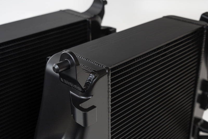 CSF 2019+ Lamborghini Urus / 2020+ Audi RS Q8 / SQ8 / SQ7 High Performance Intercooler System- Black (view 10)