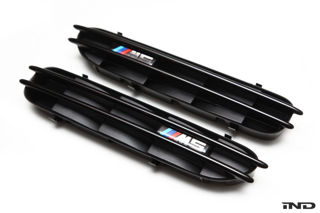 IND E60 M5 Painted Side Marker Set Main image