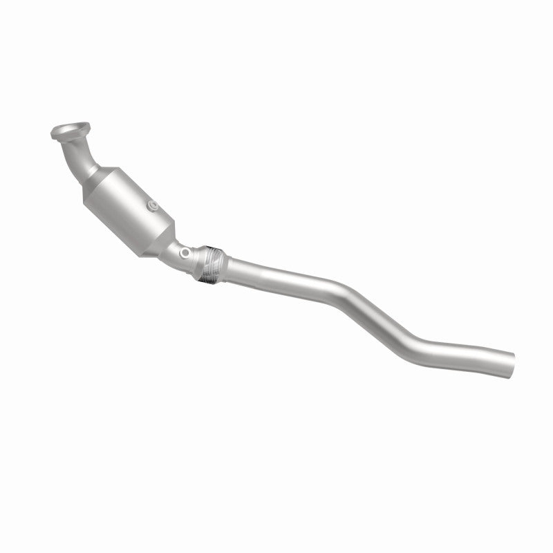 MagnaFlow 06-14 Chrysler 300 5.7L Direct Fit Converter (view 15)