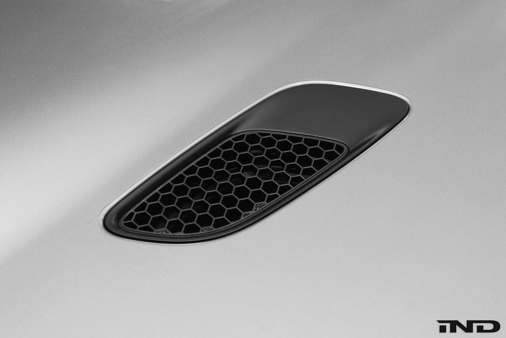 IND E9X M3 Painted Hood Vent Surround Set Secondary image