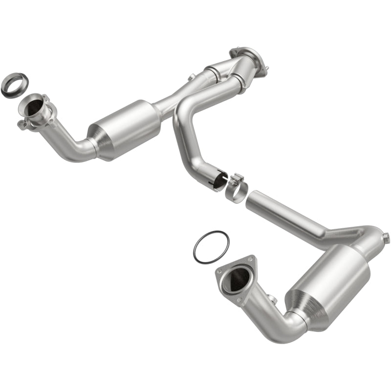 MagnaFlow Conv DF 02-06 Cadillac Escalade / 02-06 Chevy Avalanche 5.3L Dual Conv Y-Pipe Assembly 2WD Secondary image