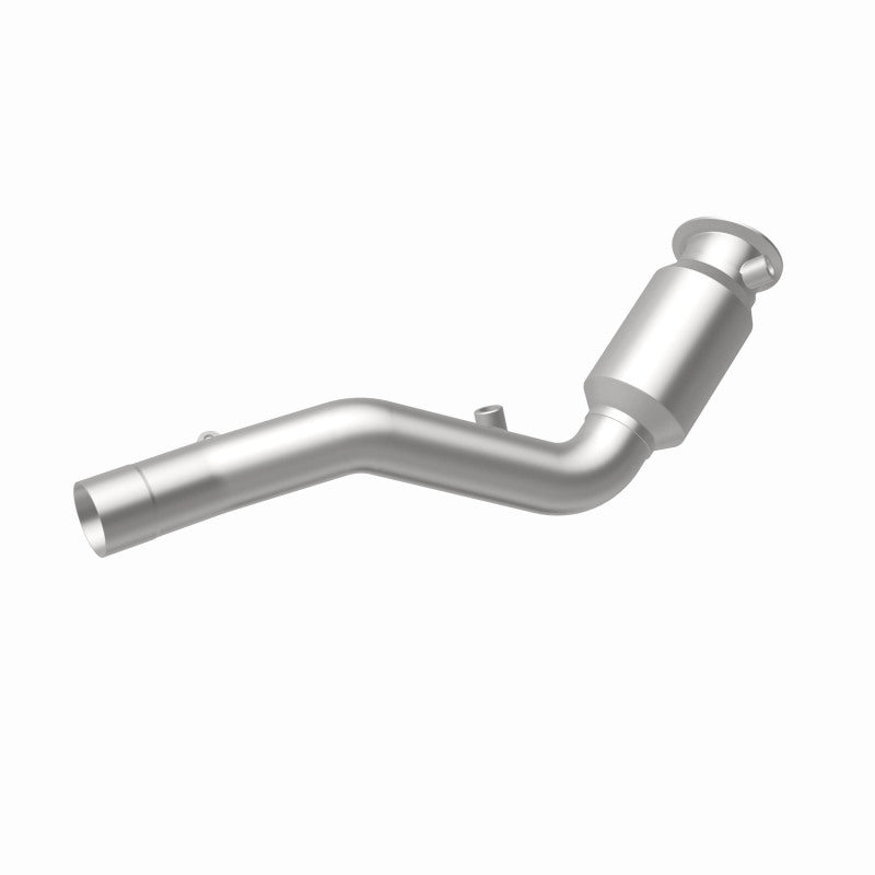 MagnaFlow 2015 M3 3 Underbody Direct Fit Converter (view 20)