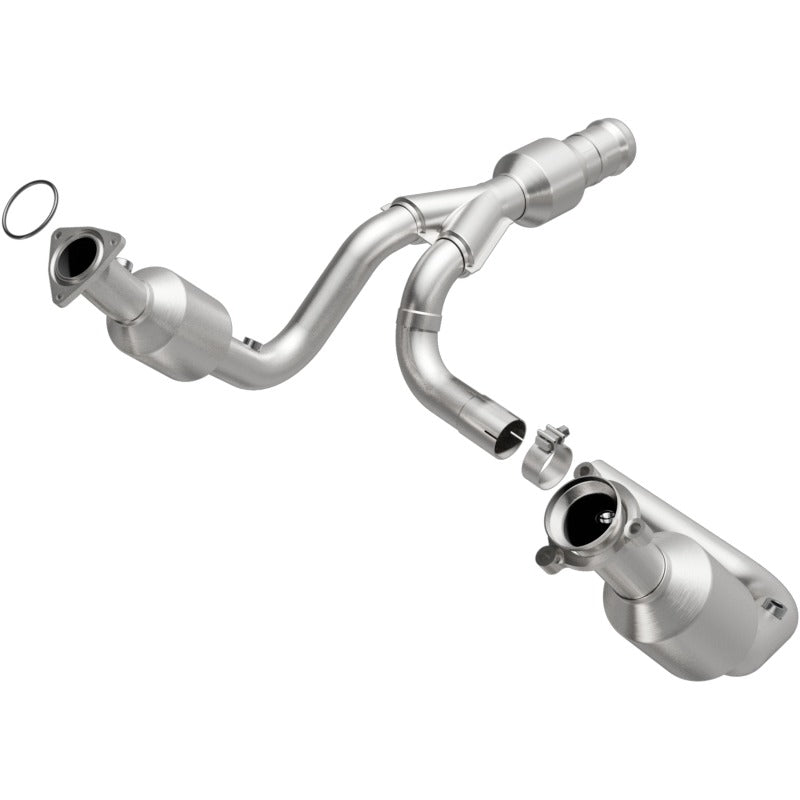 MagnaFlow Direct Fit Catalytic Converter 2015 GMC Yukon XL V8 6.2L Secondary image