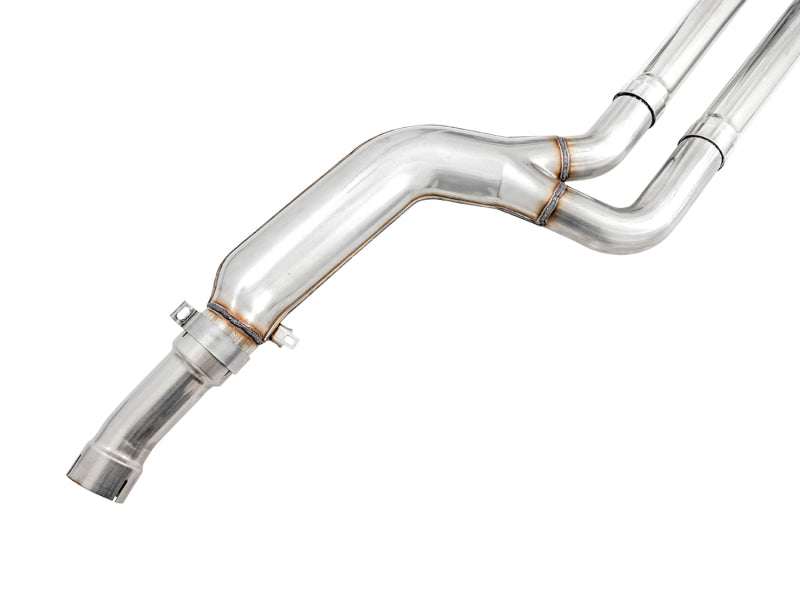 AWE Tuning 2019+ BMW M340i (G20) Resonated Touring Edition Exhaust - Quad Chrome Silver Tips (view 7)