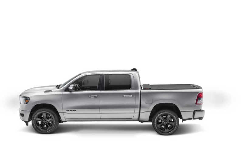 Roll-N-Lock 2019 RAM 1500 65-1/2in M-Series Retractable Tonneau Cover (view 25)