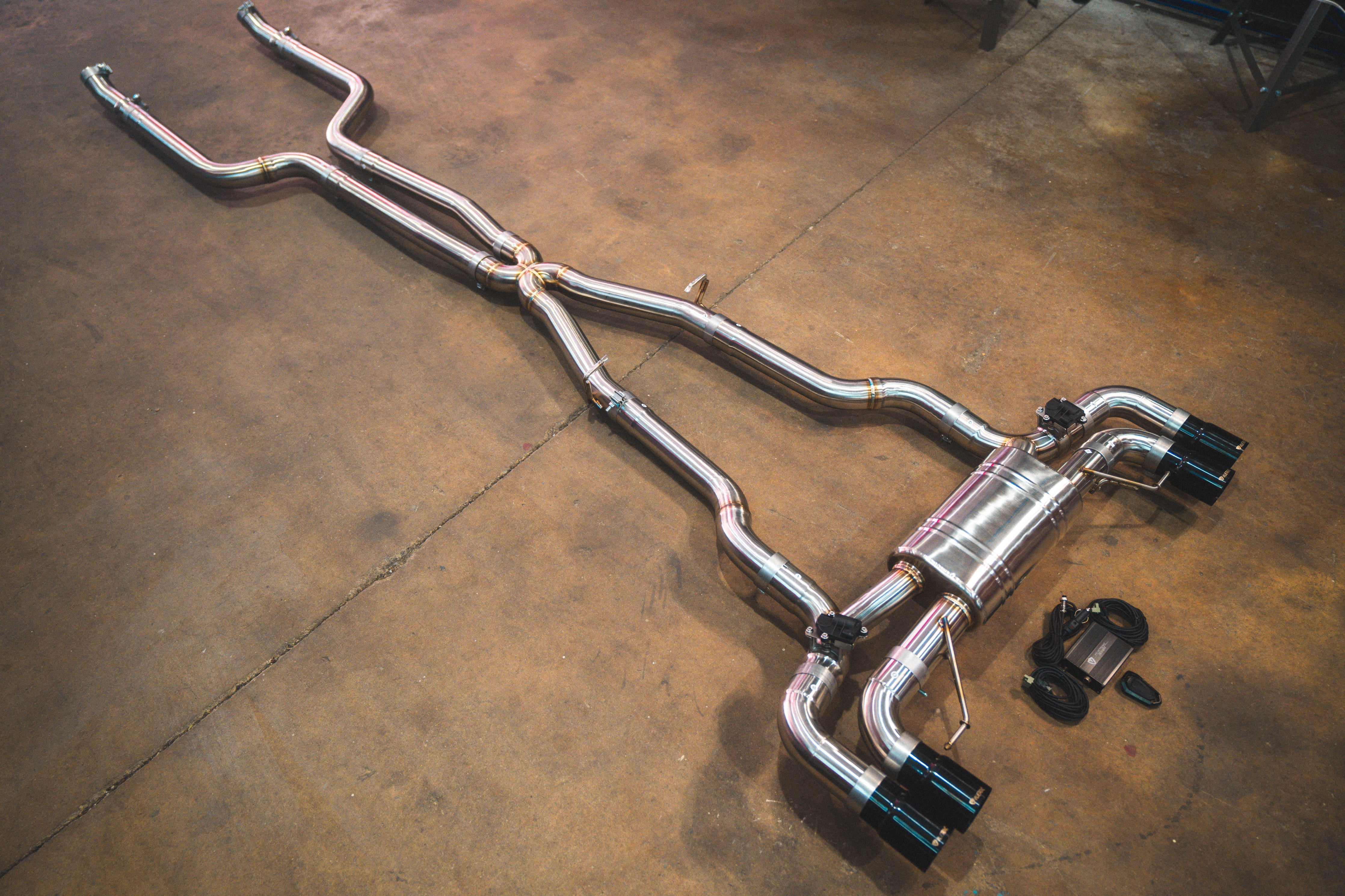 BMW G30 M550I Valved Sport Exhaust System Secondary image
