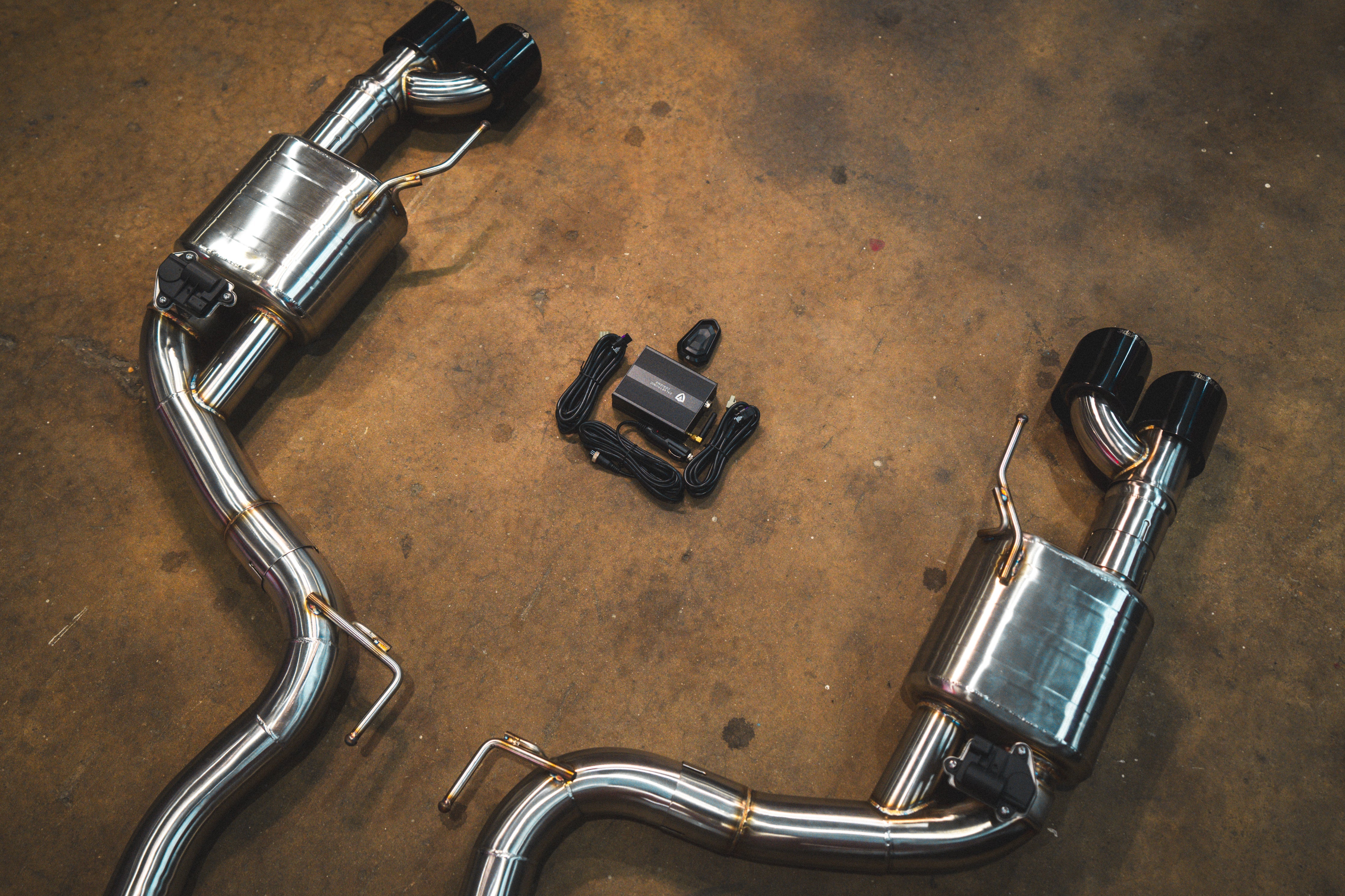 Ford Mustang GT S550 Valved Sport Exhaust System Secondary image