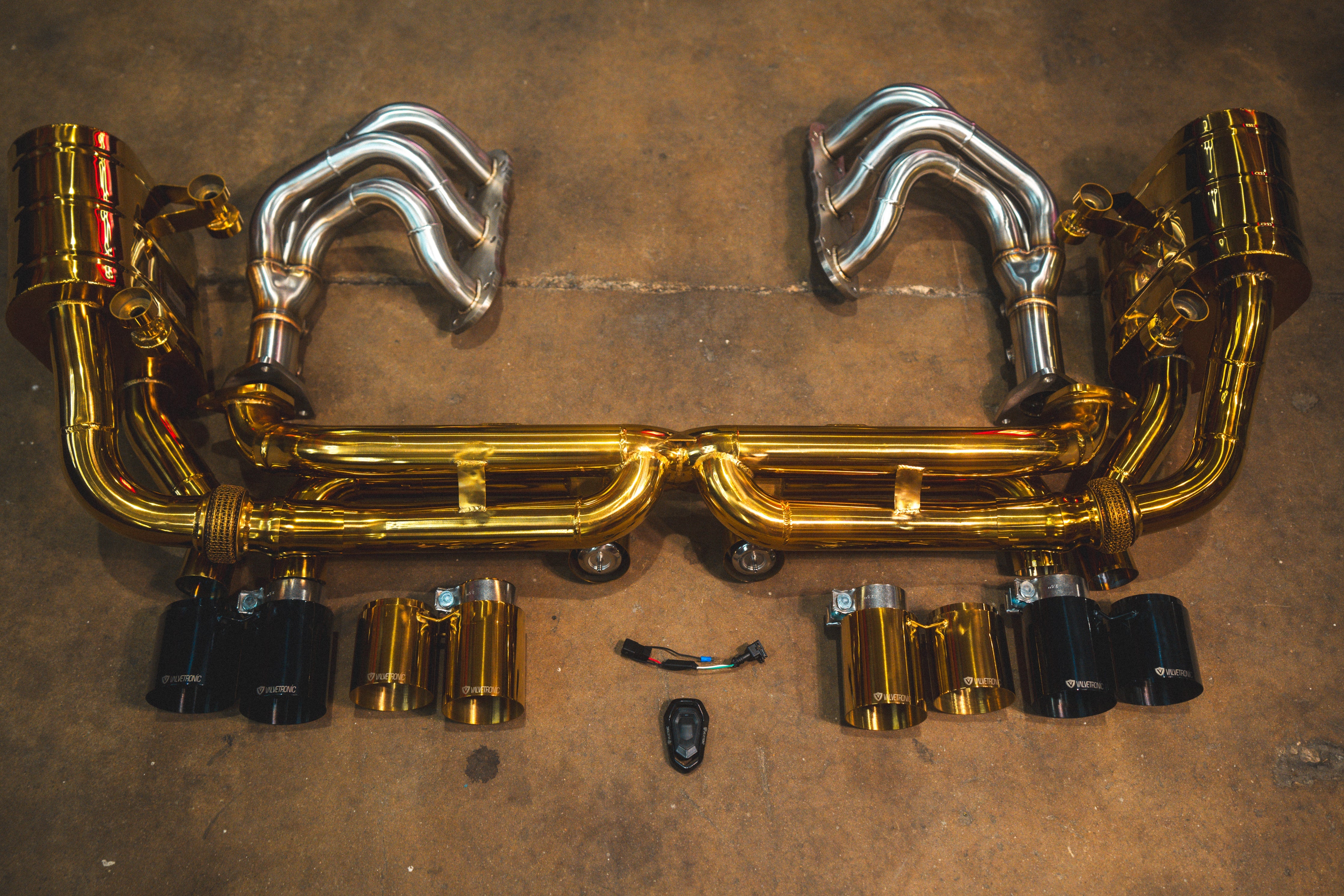 Valvetronic Valved Sport Exhaust System for Porsche 911 Carrera / S / GTS (991.1) Secondary image