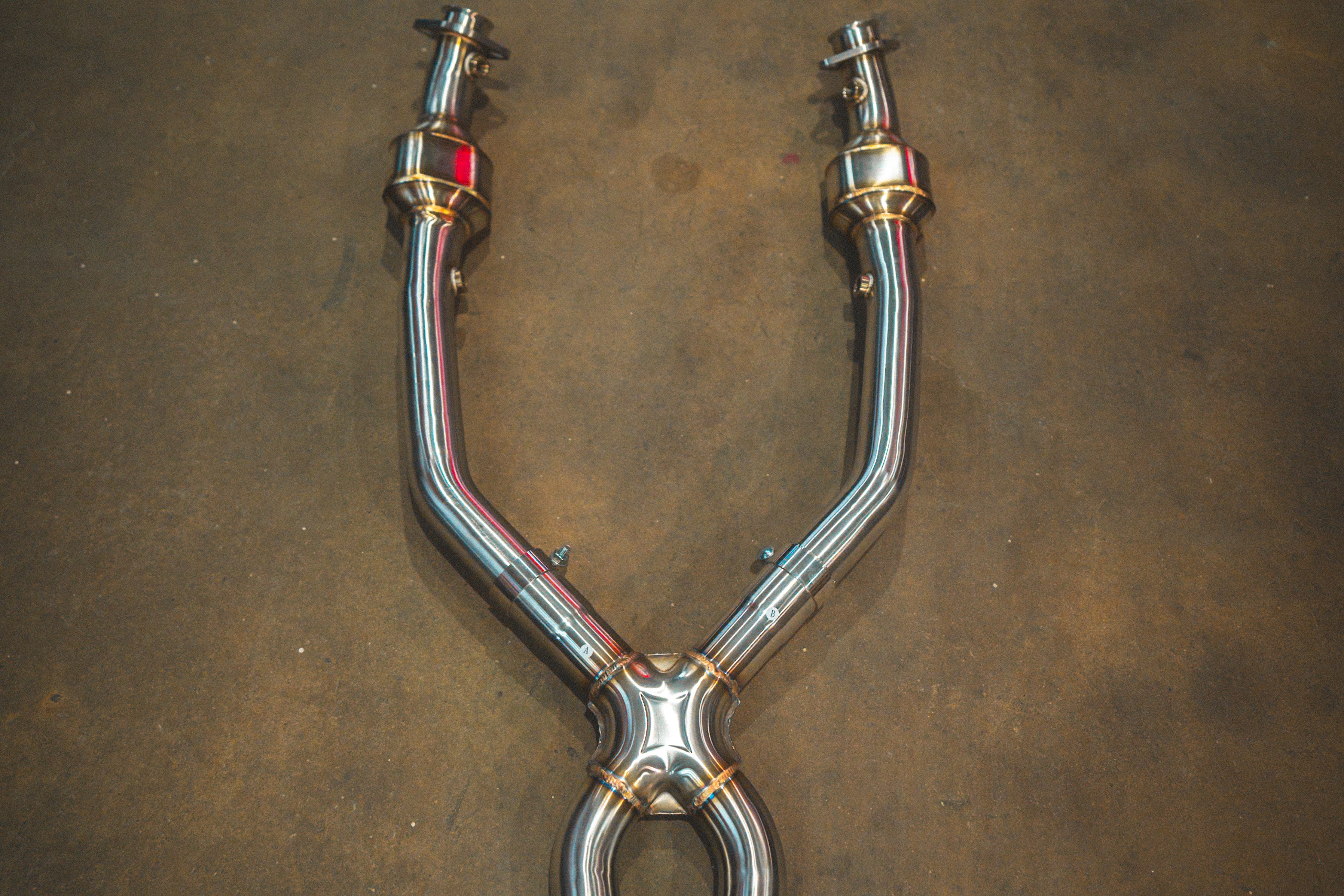 BMW M3 E9x V2 Midpipe Secondary image