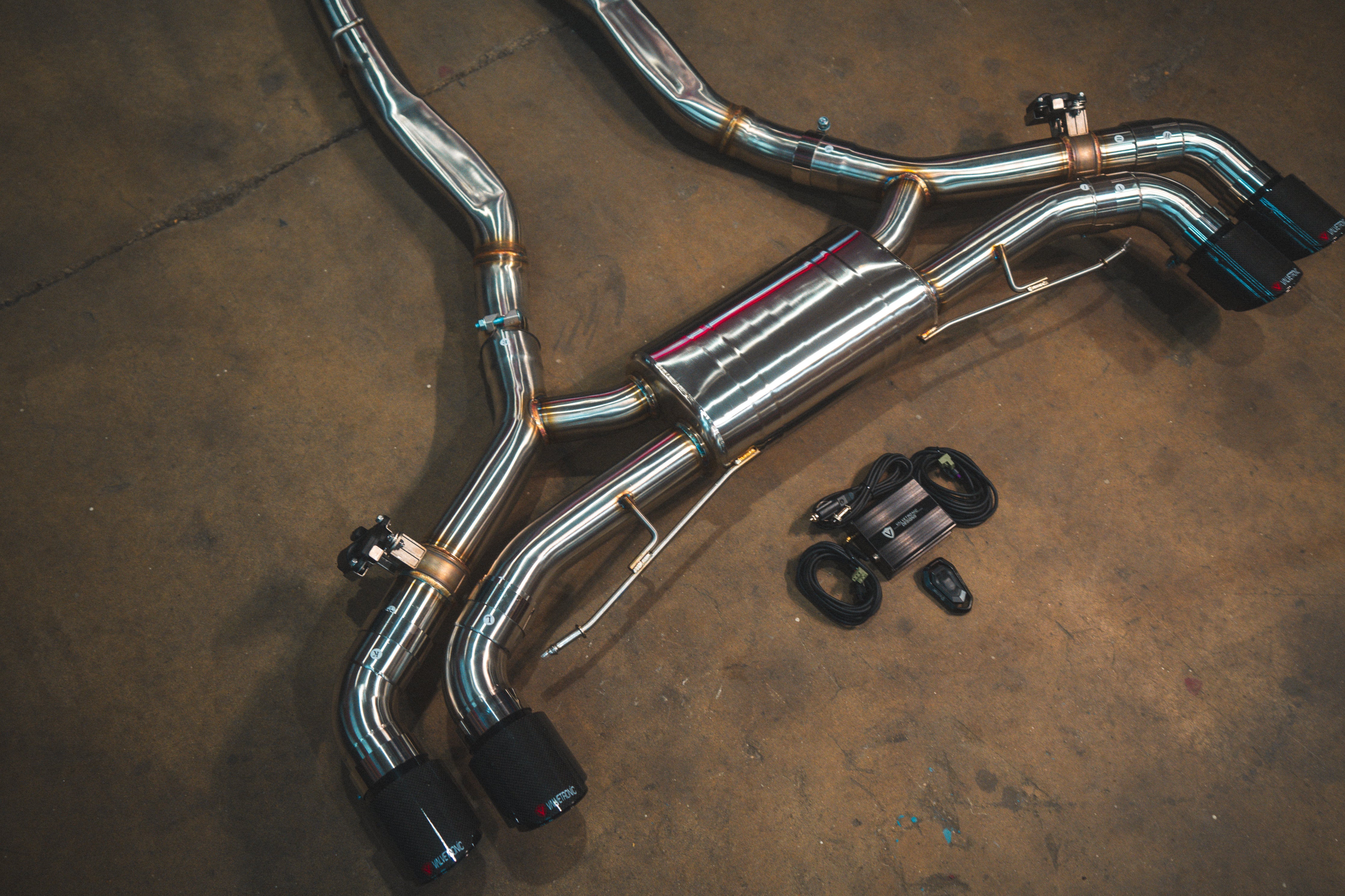 BMW X5M / X6M F95 / F96 VALVED SPORT EXHAUST SYSTEM Secondary image