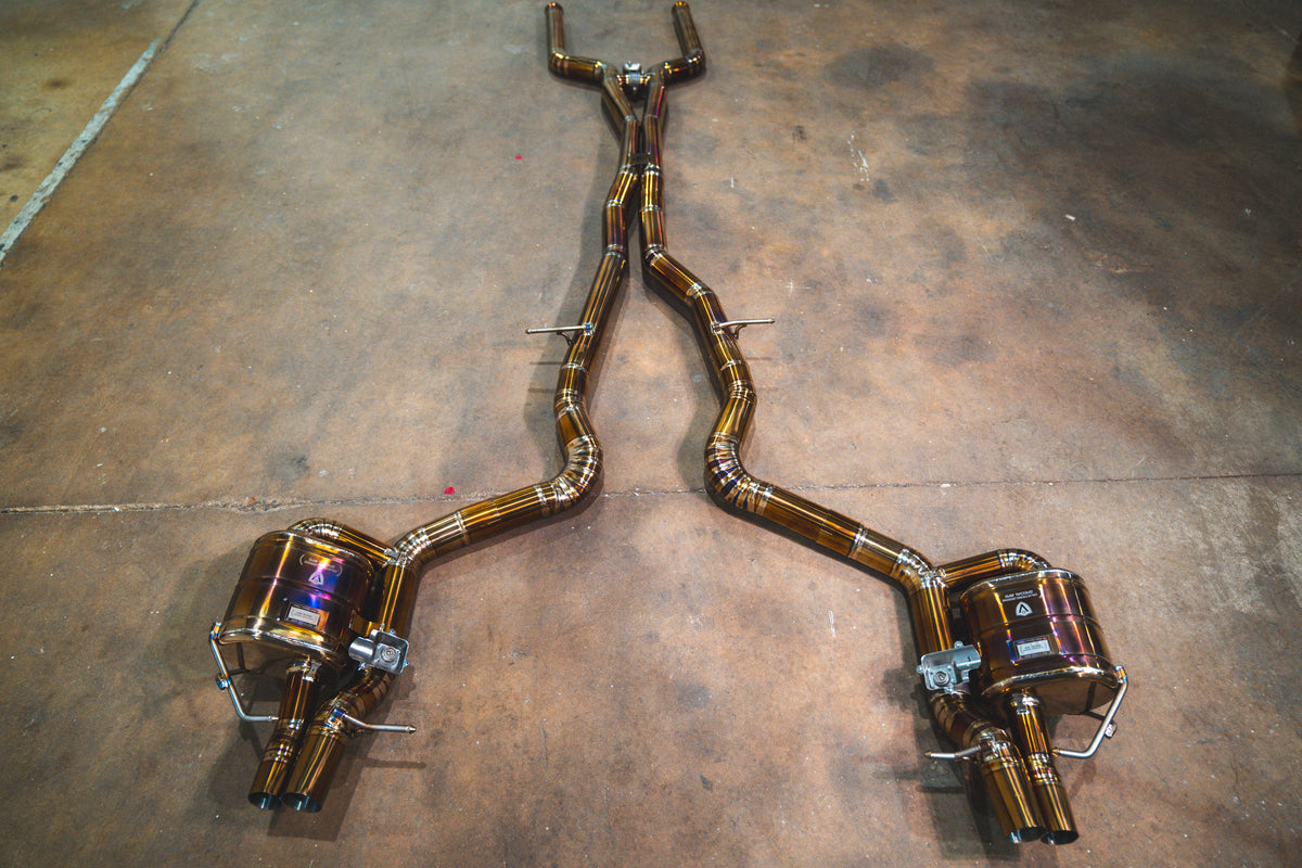 Mercedes W213 E63 AMG / AMGs Valved Sport Exhaust System Main image