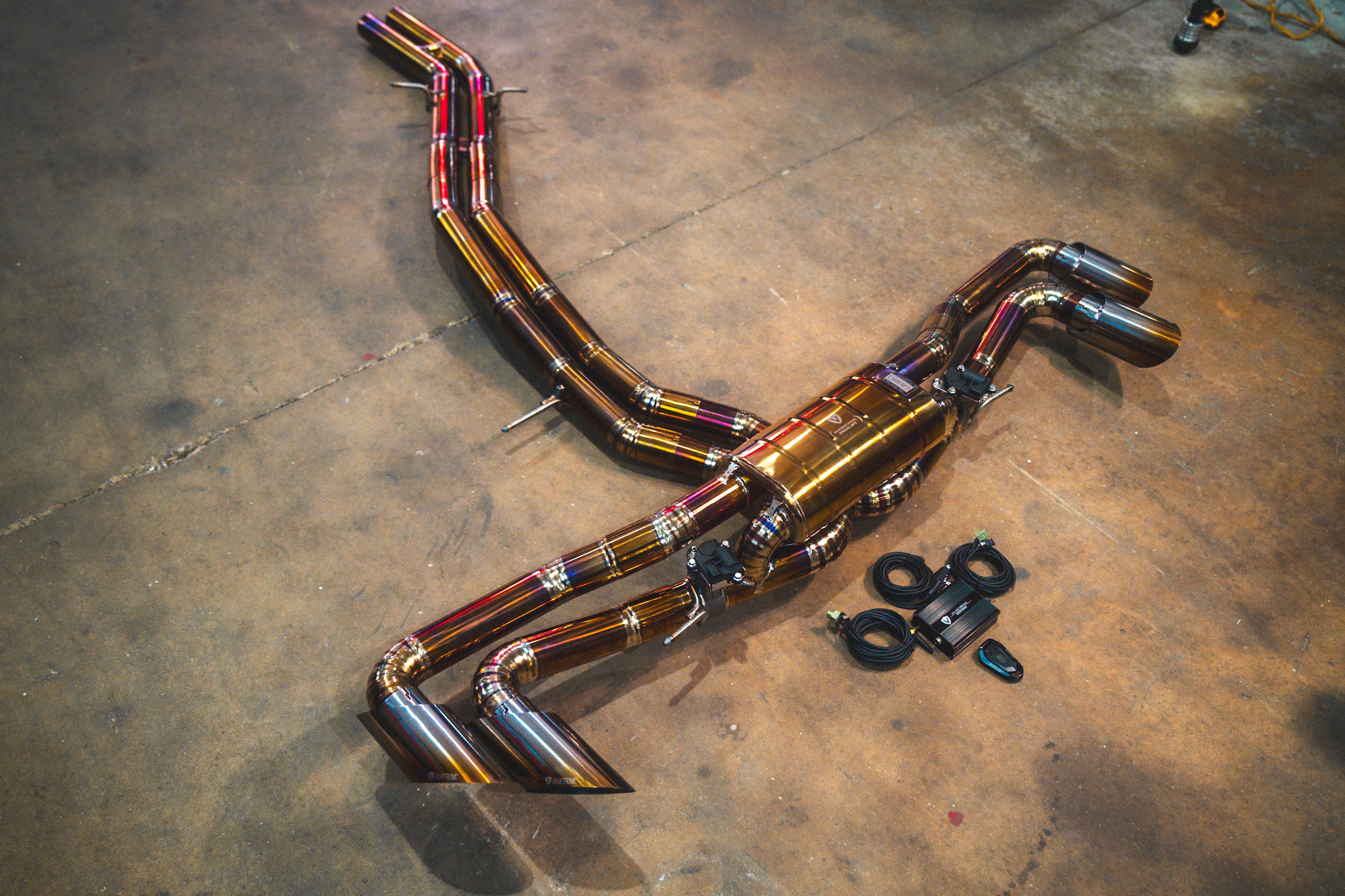 Lamborghini Urus Valved Sport Exhaust System Secondary image
