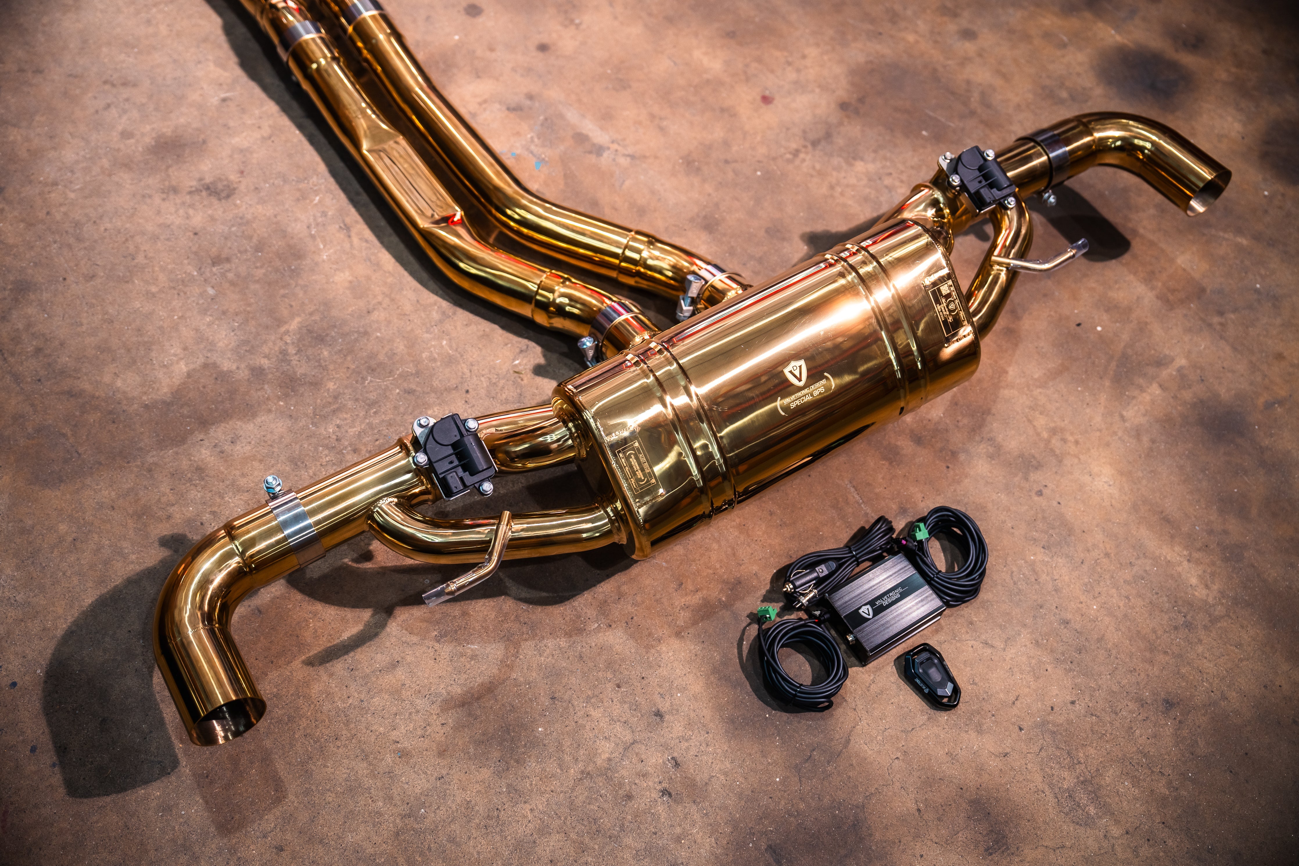 AUDI RSQ8 Valved Sport Exhaust system Secondary image