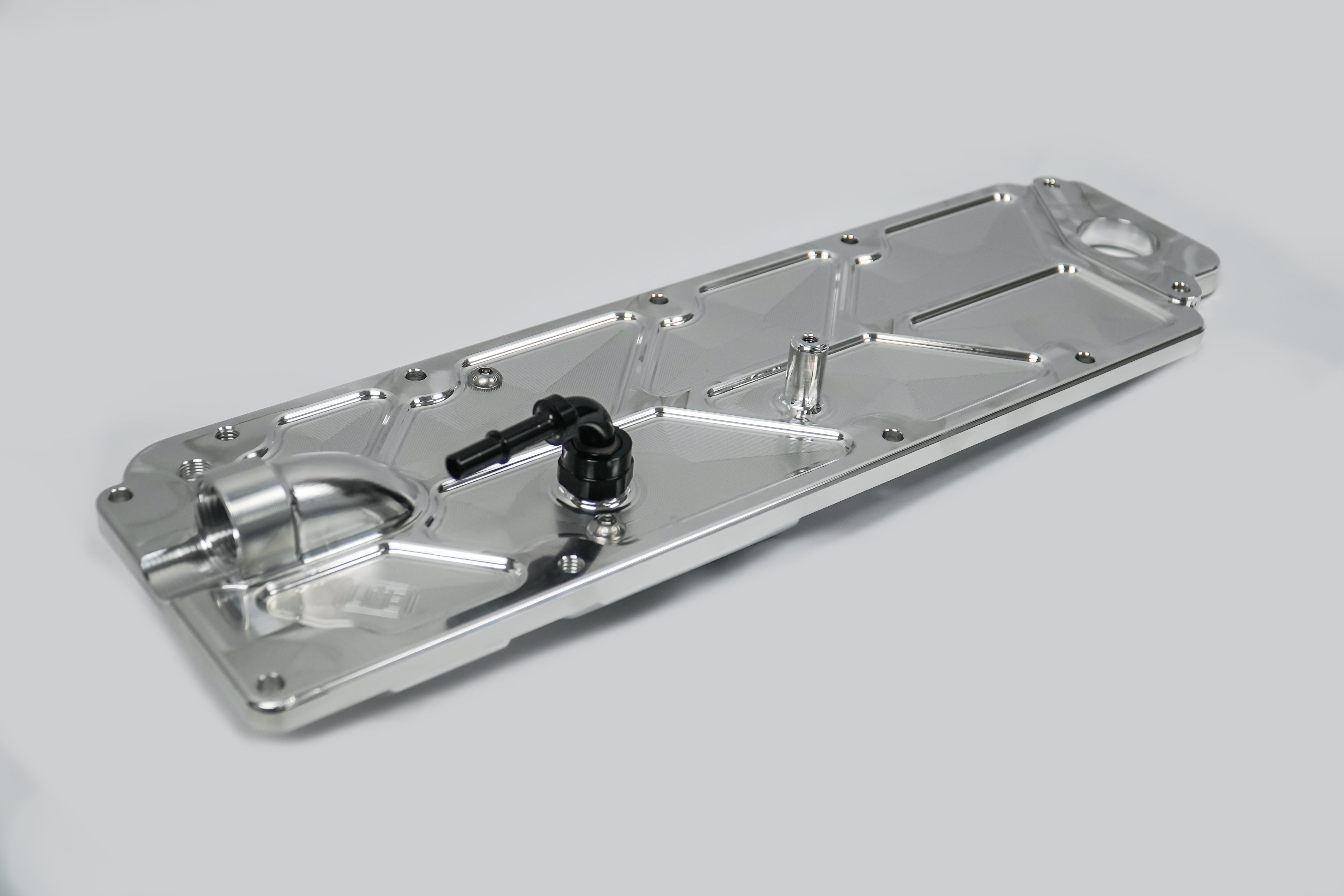 C8 LT2 BAFFLED VALLEY COVER Secondary image