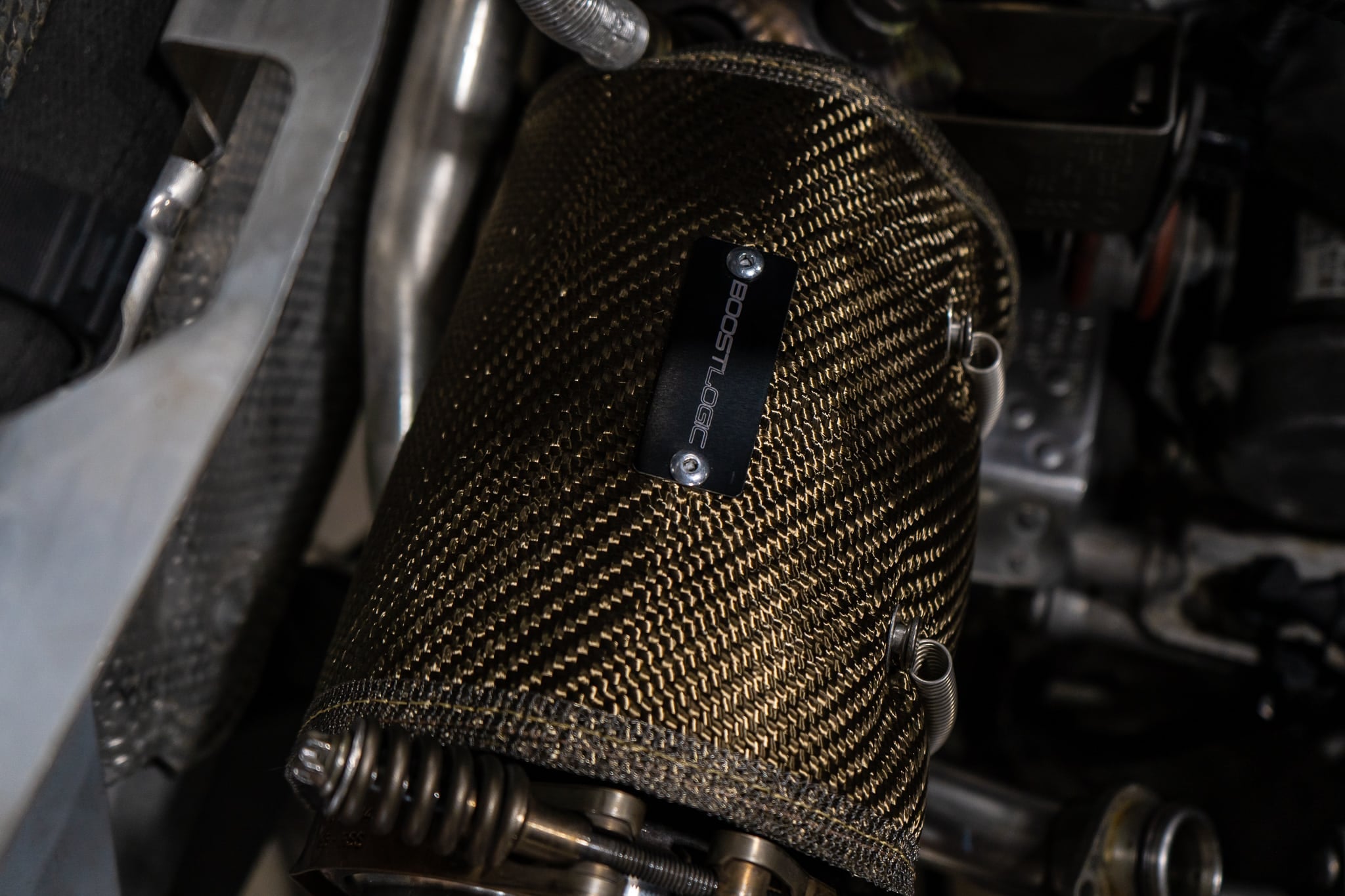 Boost Logic Universal V10 Header Blanket Secondary image