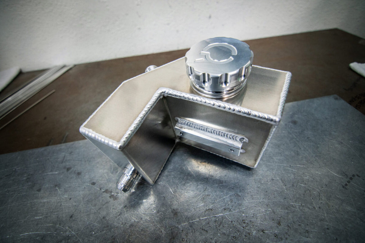 CPR C6 DRY SUMP EXPANSION TANK