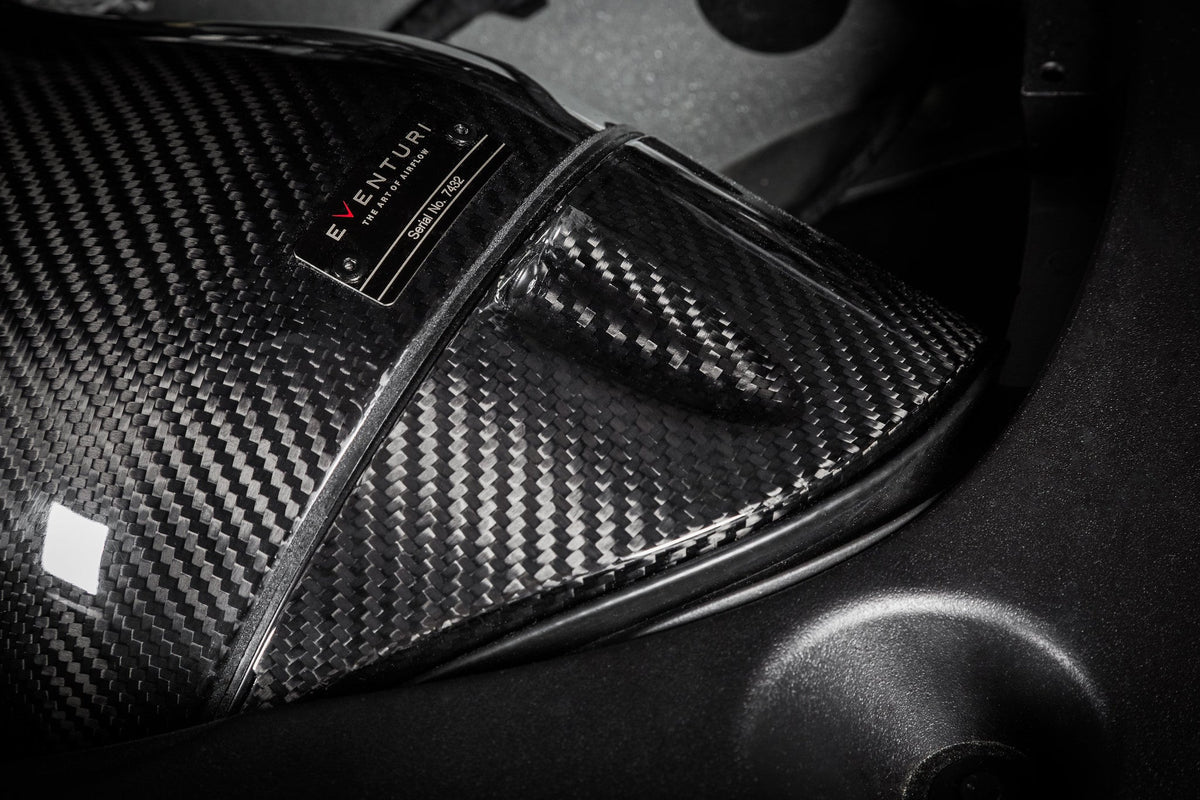 Eventuri BMW F90 M5 S63M Black Carbon Shroud Set