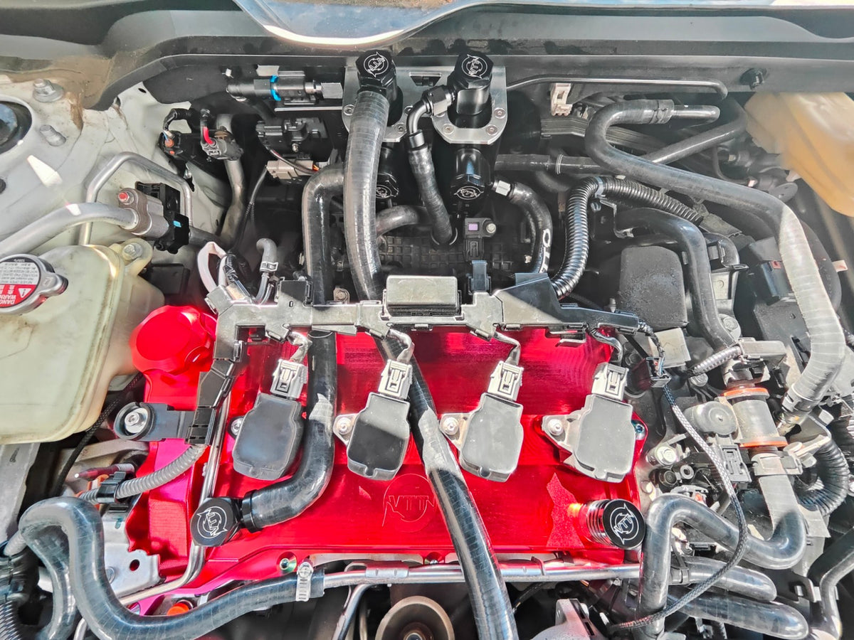 VTT 10th Gen Civic Billet Valve cover, and Dual Catch can kit