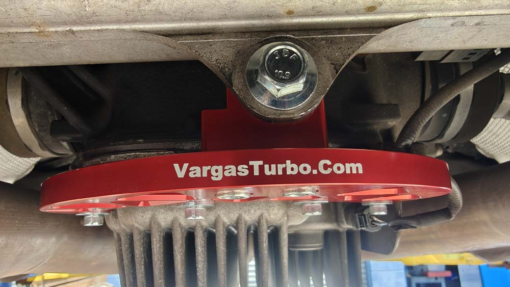 VTT F9X M5/M8 Billet Differential Lockdown Kit Secondary image