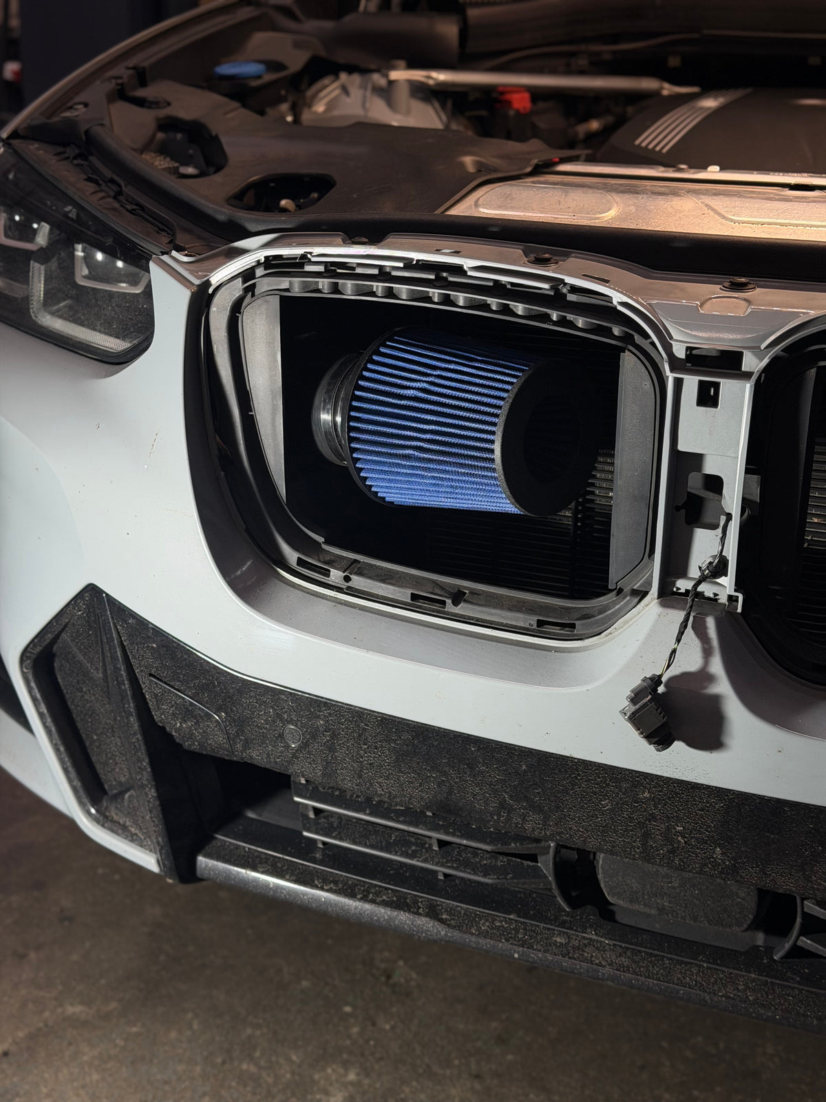 MAD BMW X3 X4 X5 X6 X7 G Series B58 Front Mount Silicone Intake