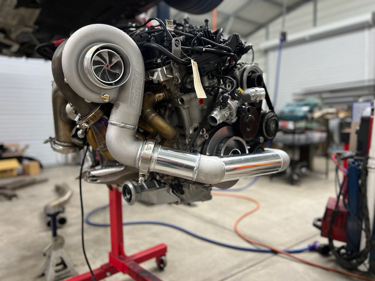 VTT-FAB S58 Factory Control EWG Top Mount Single Turbo kit