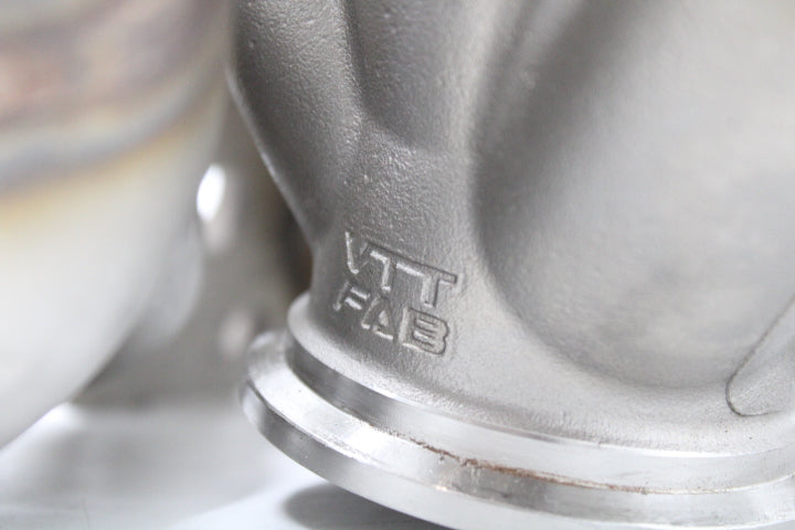 VTT-FAB S55 Factory Control EWG Top Mount Single Turbo kit