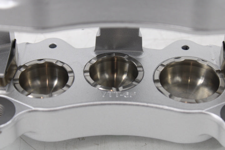 VTT 6 Piston Caliper upgrade (Must own 4 piston kit)