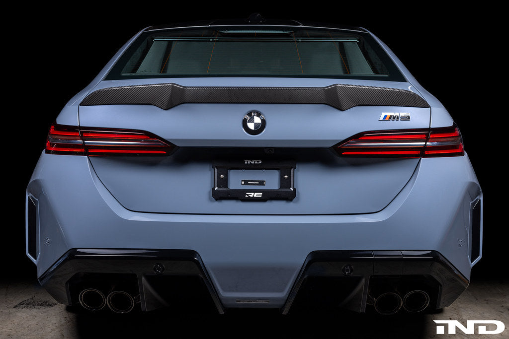 IND Carbon BMW Roundel Set