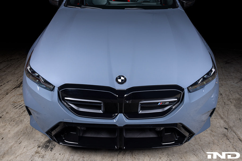 IND Carbon BMW Roundel Set