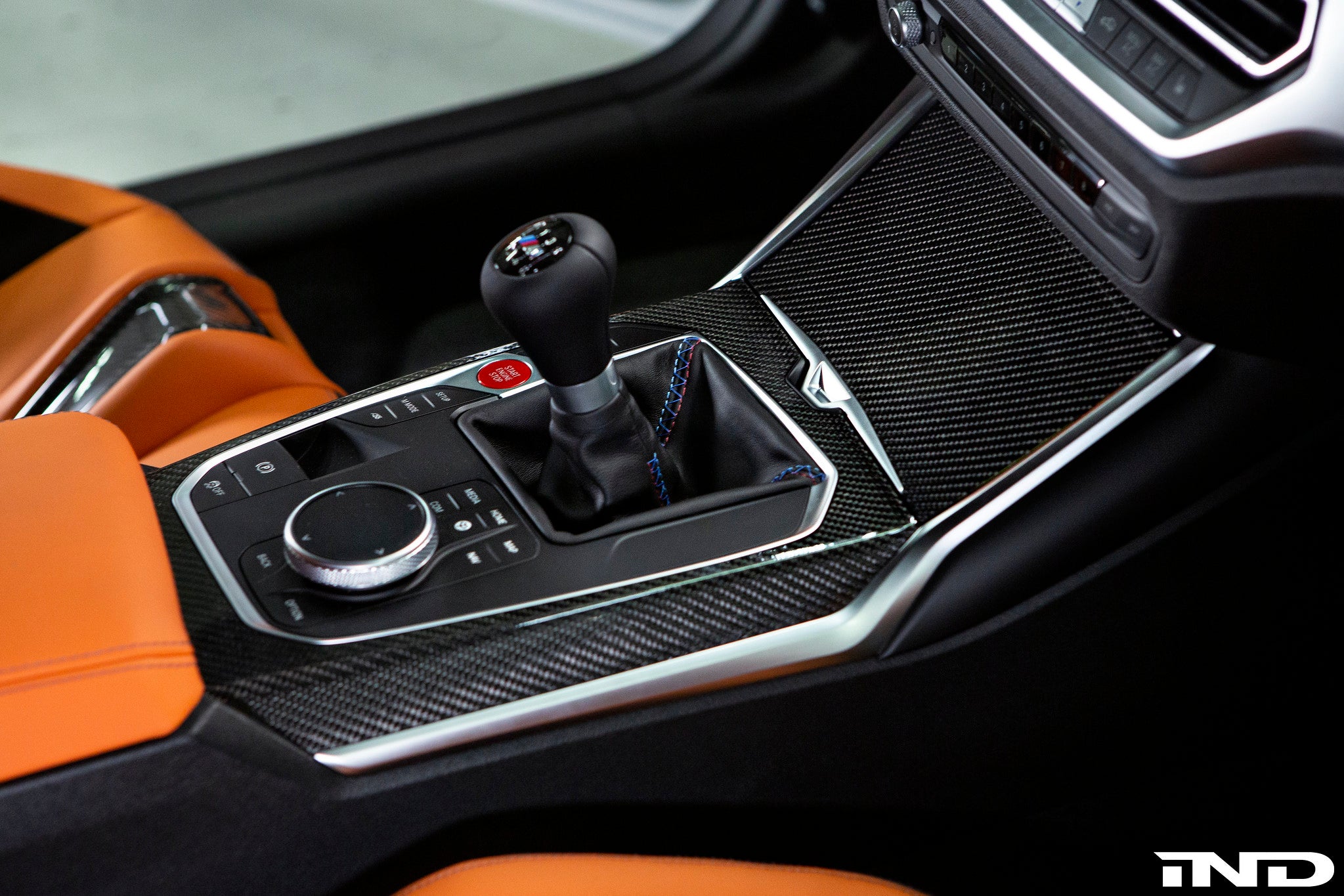 IND G8X M2 / M3 / M4 Tri-Color Shift Boot - Cross Stitch Secondary image