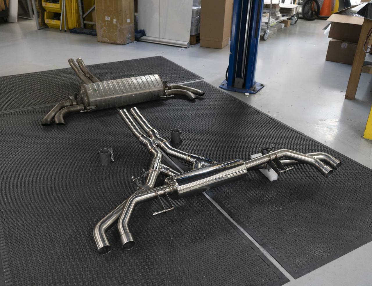 Fabspeed Audi SQ7 Valved Exhaust System (2020+) Secondary image
