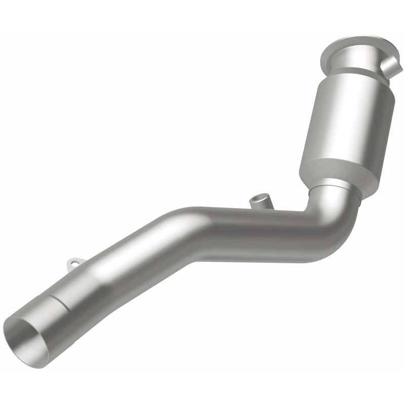 MagnaFlow 2015 M3 3 Underbody Direct Fit Converter (view 29)