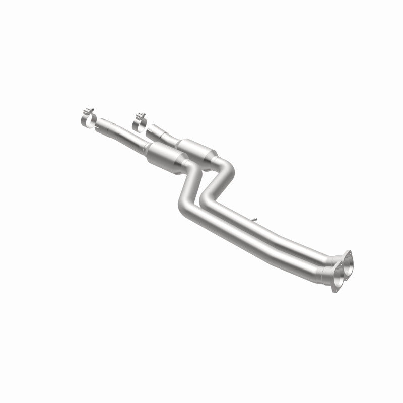 MagnaFlow 2015 M3 3 Underbody Direct Fit Converter (view 31)