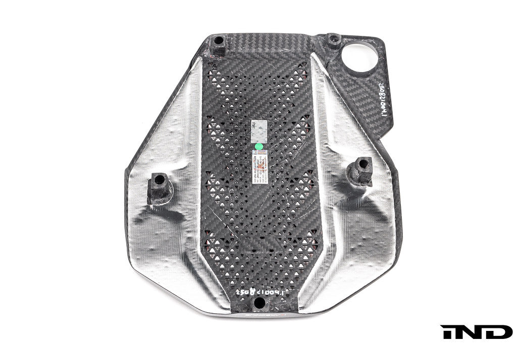 Karbonius G90 / G99 M5 Carbon Fiber Engine Cover - Vented