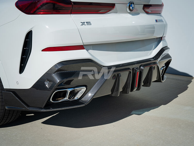 BMW G06 X6 SQ Style Carbon Fiber Diffuser