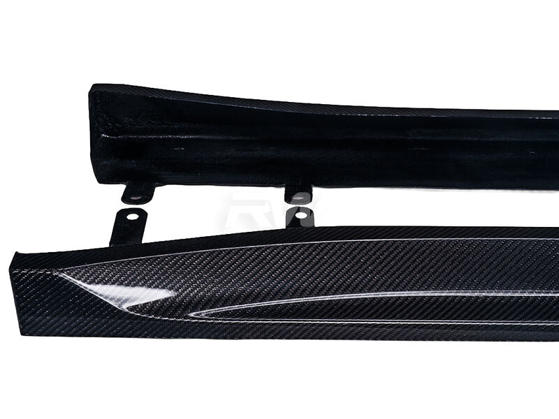 BMW G09 XM Carbon Fiber Side Skirt Extensions