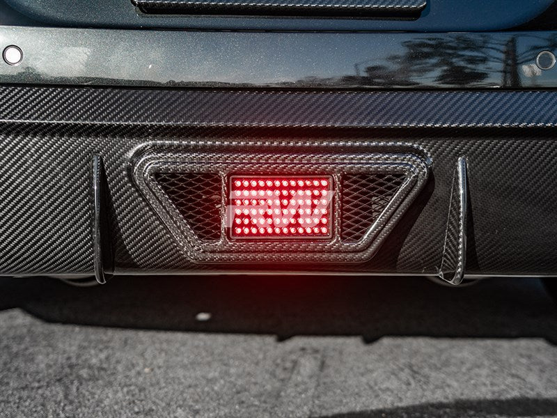 BMW G14 G15 8-Series Carbon Fiber LED Diffuser