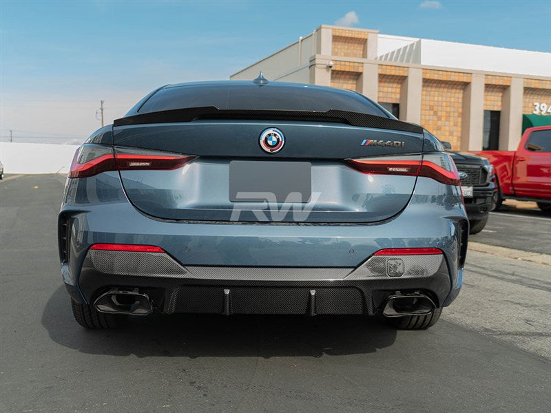 BMW G22/G23 4-Series Carbon Fiber Diffuser