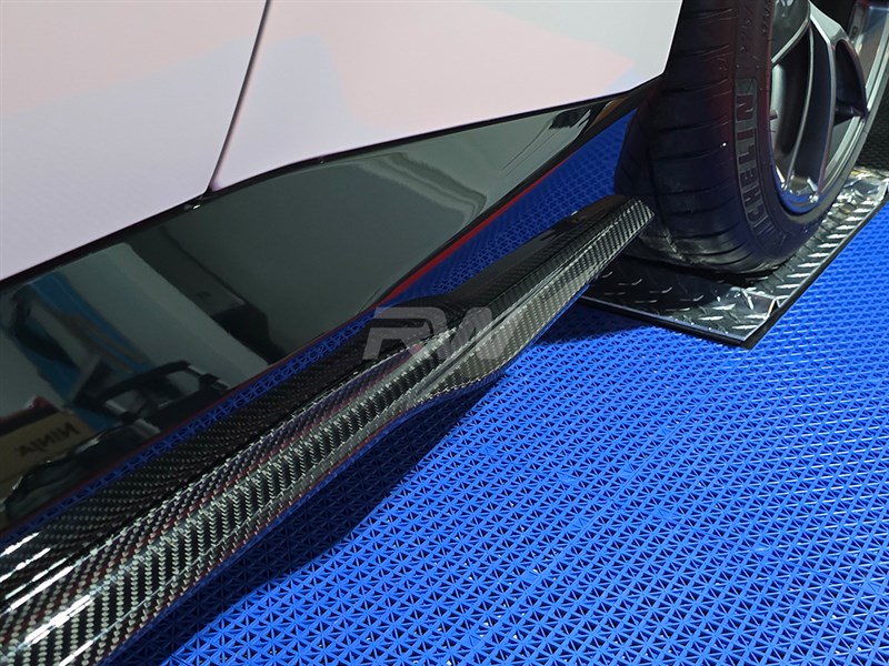 BMW G42 2-Series Carbon Fiber Side Skirts