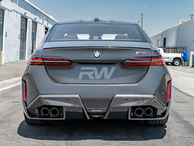 BMW G90/G99 M5 Performance Style CF Diffuser