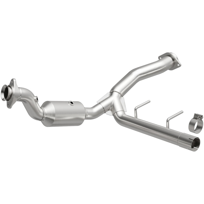 MagnaFlow 15-17 Ford F-150 XL V6 3.5L OEM Grade Direct Fit Catalytic Converter Main image